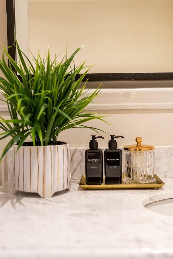 Отель Stellenbosch Manor Экстерьер фото